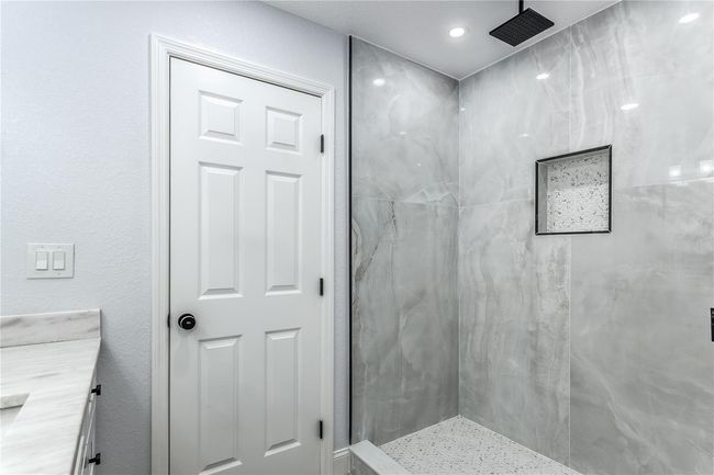 10520 - 10520 White Lake Ct, Condo with 2 bedrooms, 2 bathrooms and null parking in TAMPA FL | Image 13