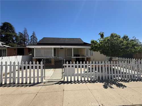 162 N 3rd St, Banning, CA, 92220-4708 | Card Image