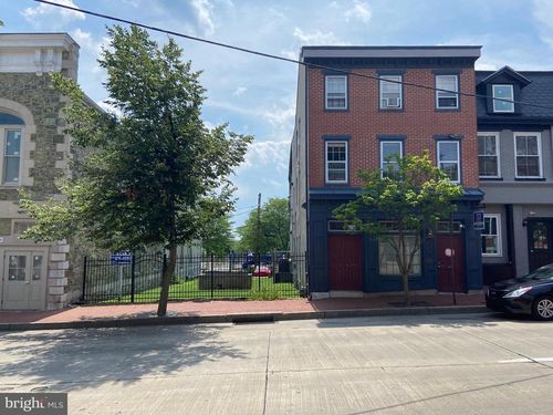 208 E Market Street, WEST CHESTER, PA, 19382 | Card Image