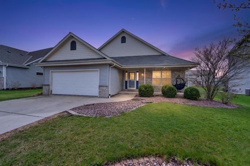 3929 Scenic Way, Caledonia, WI, 53126-9371 | Card Image