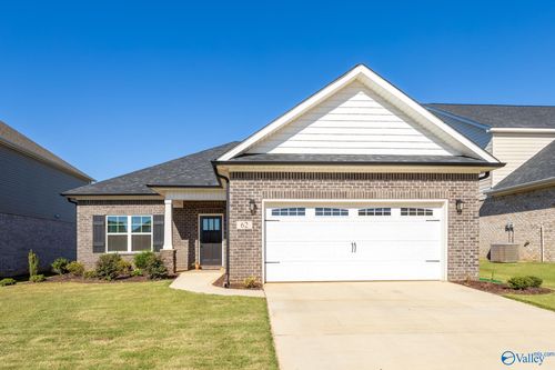 62 Faulkner Rd, Madison, AL, 35756-2201 | Card Image