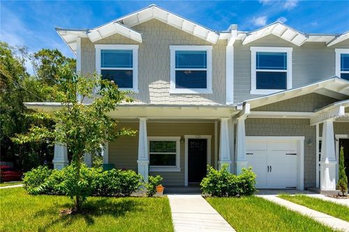 121 W Giddens Ave, TAMPA, FL, 33603-2028 | Card Image