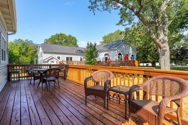 UNIT-23 - 7370 N Shore Dr, Condo with 2 bedrooms, 2 bathrooms and null parking in South Haven MI | Image 4