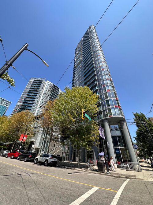 2108-233 Robson St, Vancouver, BC, V6B0E8 | Card Image