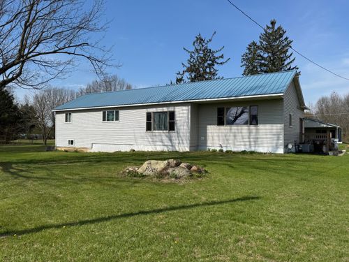 3525 3 1/2 Mile Rd, Athens, MI, 49011-9716 | Card Image