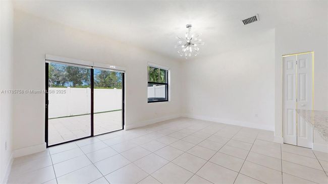 9231 W 32 Nd Ln, Home with 3 bedrooms, 3 bathrooms and null parking in Hialeah FL | Image 14