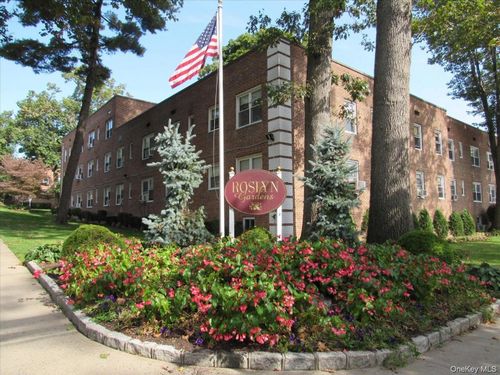 2a-14 Edwards St, Roslyn Heights, NY, 11577-1114 | Card Image