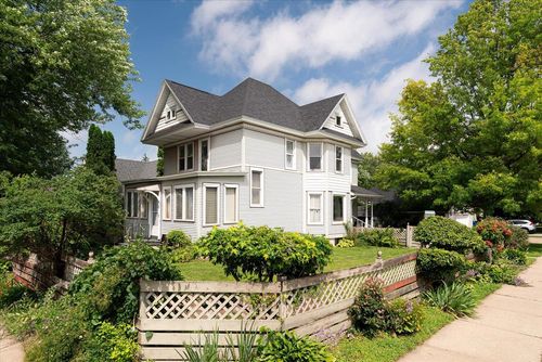 434 E Gillette Street, Viroqua, WI, 54665 | Card Image
