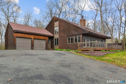 68 Tawney Dr, Bethany, CT, 06524-3066 | Card Image