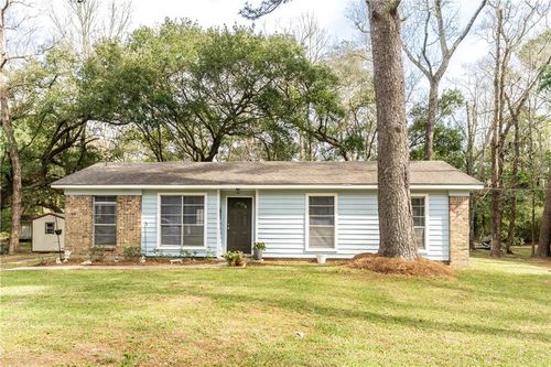 8601 Cedar Wood Dr E, Theodore, AL, 36582-7023 | Card Image