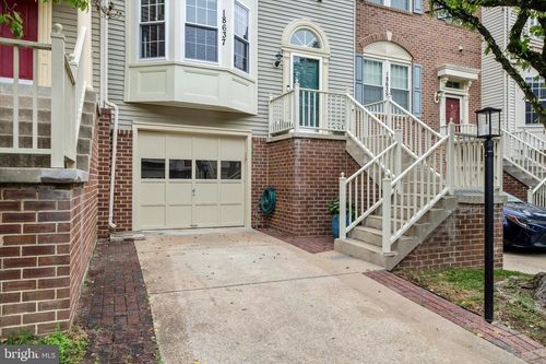 18637 Clovercrest Cir, OLNEY, MD, 20832-3054 | Card Image