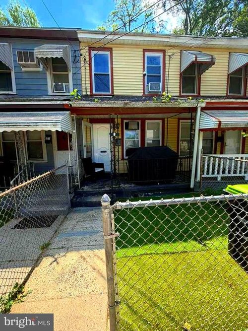 9 Race St, Trenton, NJ, 08638-4219 | Card Image