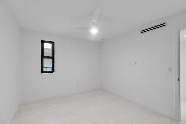 Guest Bedroom #3 | Image 41