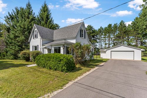 20370 Honor Hwy, Interlochen, MI, 49643-9649 | Card Image