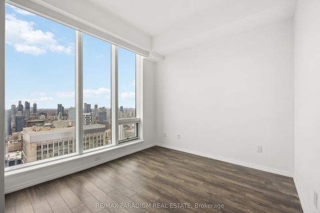4301 - 197 Yonge St, Condo with 1 bedrooms, 1 bathrooms and null parking in Toronto ON | Image 25