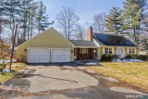 73 Laurel St, Enfield, CT, 06082-2955 | Card Image