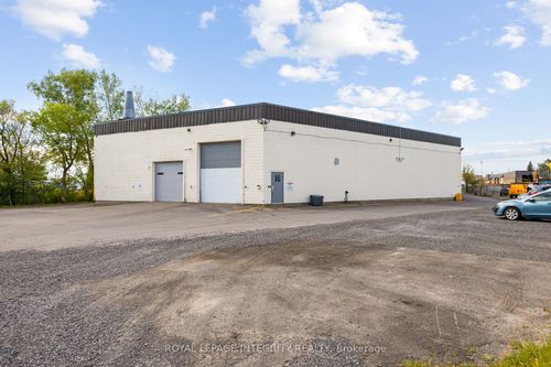 16-3205 Swansea Cres, Ottawa, ON, K1G3W5 | Card Image