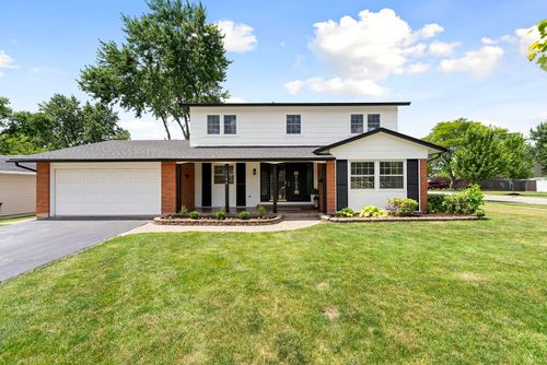 1100 Leicester Rd, Elk Grove Village, IL, 60007-3445 | Card Image