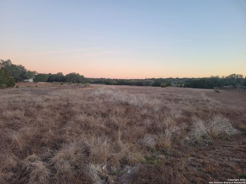 811 Serene Waters, Spring Branch, TX, 78070-4892 | Card Image