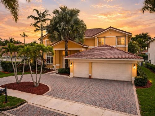 1646 Victoria Pointe Ln, Weston, FL, 33327-1312 | Card Image