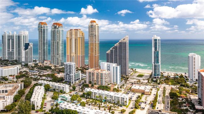 APT-508 - 17555 Atlantic Blvd, Condo with 3 bedrooms, 2 bathrooms and null parking in Sunny Isles Beach FL | Image 46