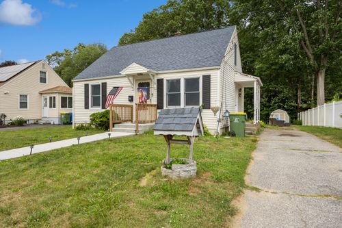 170 Celia Dr, Waterbury, CT, 06705-3136 | Card Image