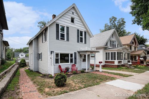 1025 Tamarack Ave, Grand Rapids, MI, 49504-4125 | Card Image