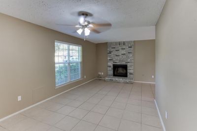 19934 Burle Oak Drive, House other with 3 bedrooms, 2 bathrooms and null parking in Humble TX | Image 3