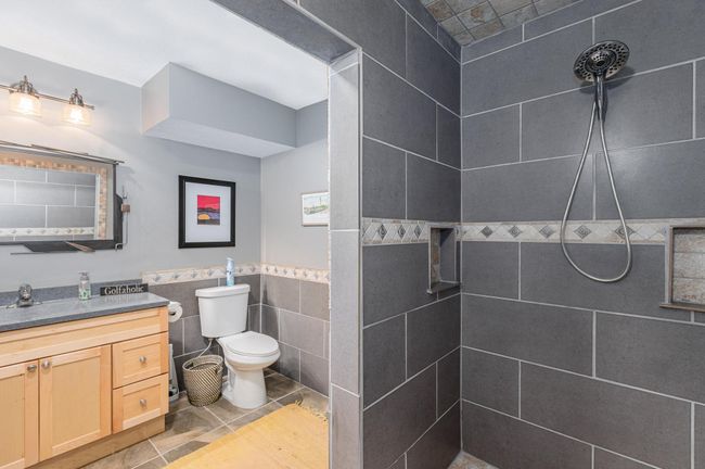 LL bathroom with large walk in shower | Image 27