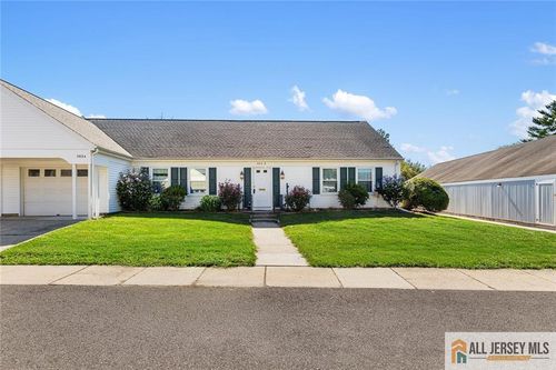 502a-502 Springfield Way, Jamesburg, NJ, 08831-1829 | Card Image