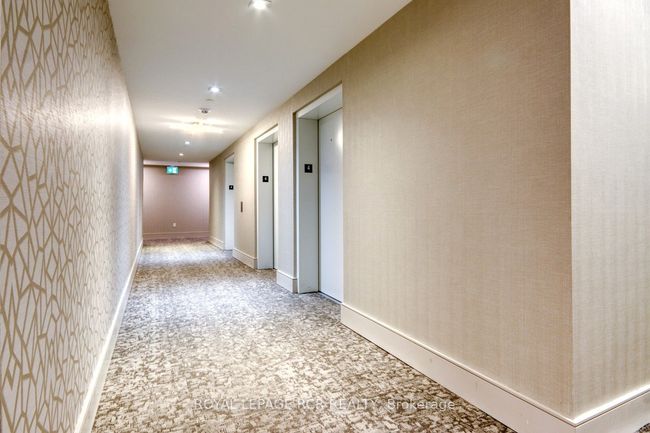 425 - 9000 Jane St, Condo with 1 bedrooms, 2 bathrooms and null parking in Concord ON | Image 27