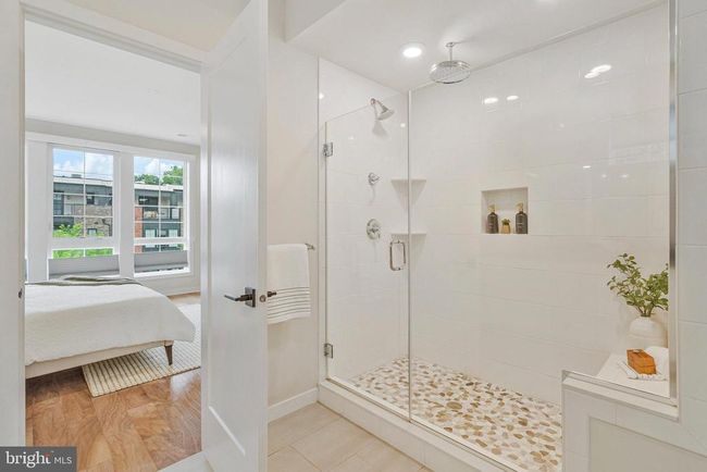 11724 Paysons Way, Townhouse with 4 bedrooms, 5 bathrooms and null parking in RESTON VA | Image 26