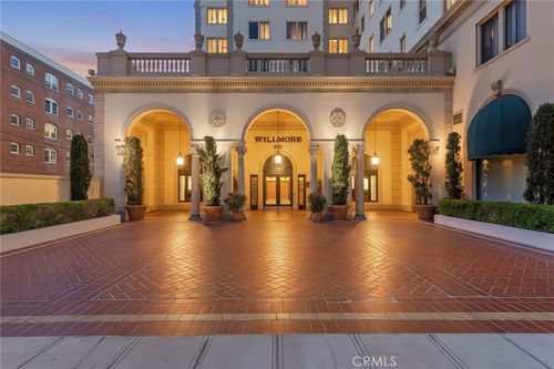 301-315 W 3rd St, Long Beach, CA, 90802-3008 | Card Image