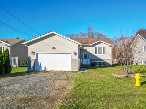 557 Demers St, Sturgeon Falls, ON, P2B0A1 | Card Image