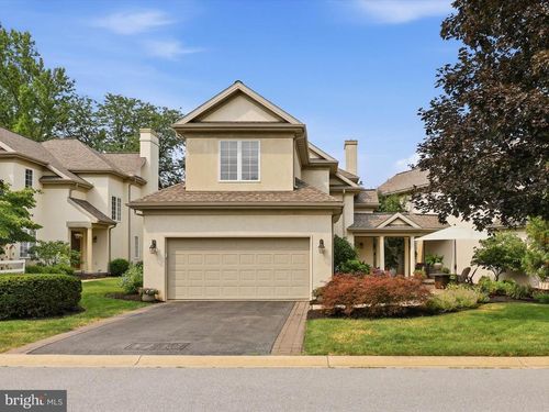 789 Woodfield Dr, Lititz, PA, 17543-6601 | Card Image