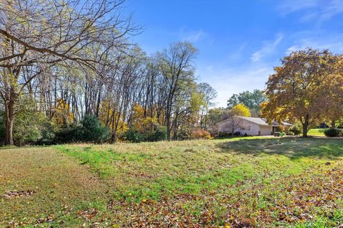 lt10-W220N7920 Golf View Lane, Lisbon, WI, 53089 | Card Image