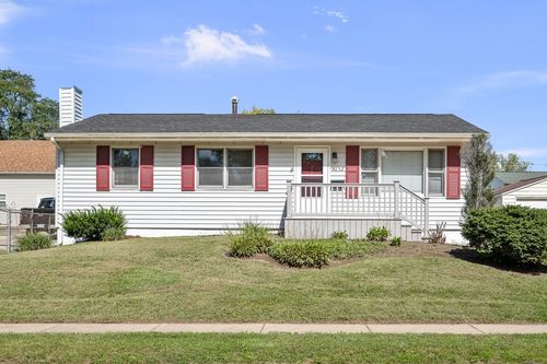 3232 W 15th St, Davenport, IA, 52804-3215 | Card Image