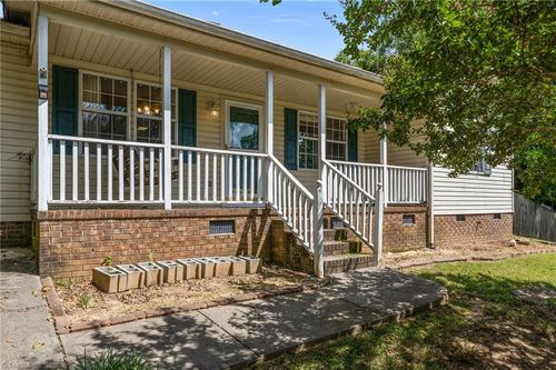 104 Brittany Ln, Randleman, NC, 27317-1900 | Card Image