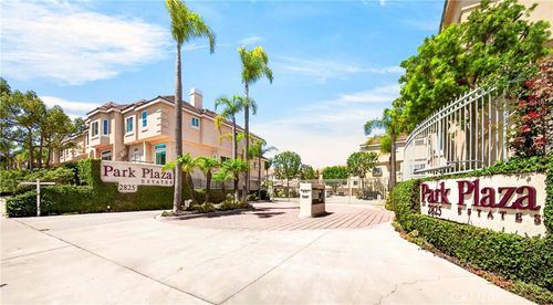 102-2825 Plaza Del Amo, Torrance, CA, 90503 | Card Image