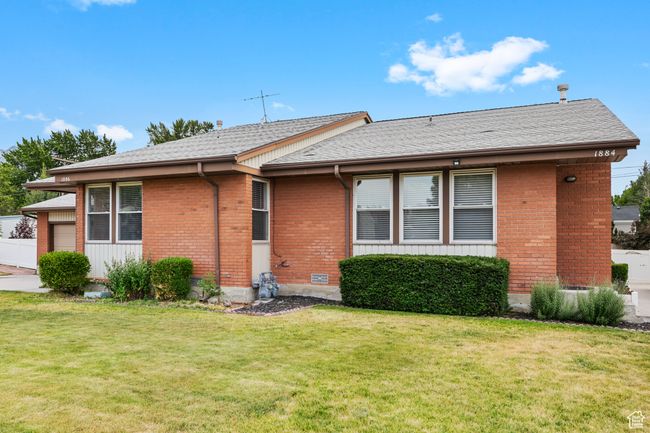 1884 E Jeremy Ct, Home with 6 bedrooms, 4 bathrooms and 8 parking in Murray UT | Image 29