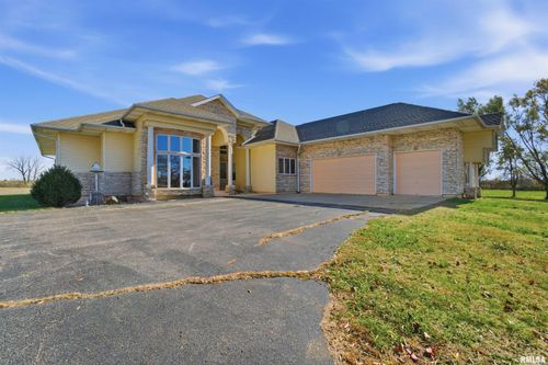 24211 N Carver Rd, Canton, IL, 61520-9473 | Card Image