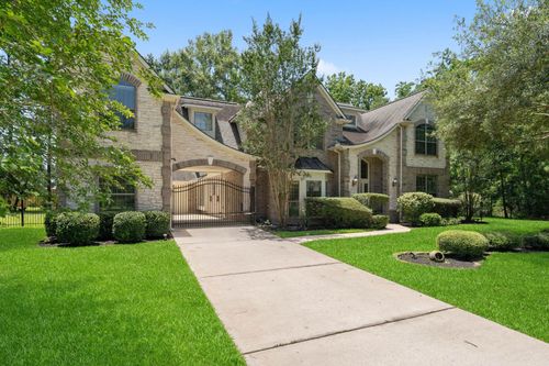 9050 Forest Cliff Ct, Conroe, TX, 77302-1202 | Card Image