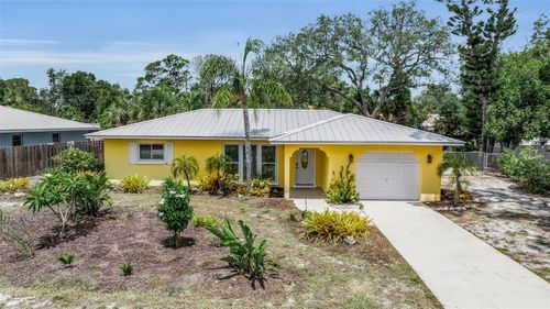 355 Mcarthur Ave, Sarasota, FL, 34243-1827 | Card Image
