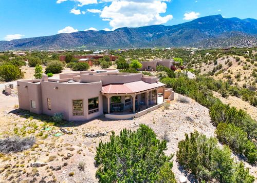 10 Pinon Ridge Dr, Placitas, NM, 87043-9252 | Card Image