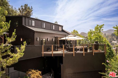 3000 Cornwall Dr, Glendale, CA, 91206-1909 | Card Image