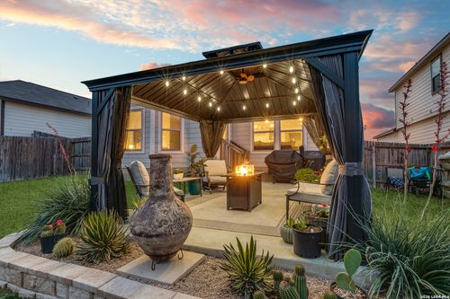 119 Foxhound Path, San Antonio, TX, 78253-7210 | Card Image