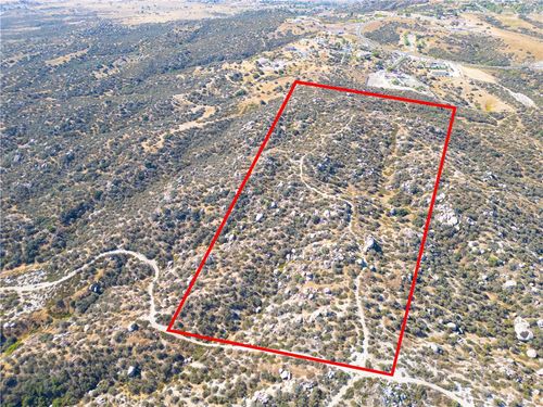 12 Venus Dr, Nuevo, CA, 92567 | Card Image