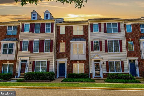42825 Pamplin Ter, CHANTILLY, VA, 20152-6745 | Card Image
