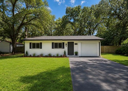 1116 E Winnemissett Ave, Deland, FL, 32724-7044 | Card Image