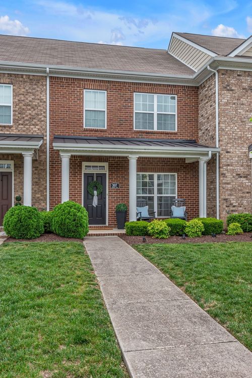 307 Oldbury Ln, Spring Hill, TN, 37174-3212 | Card Image